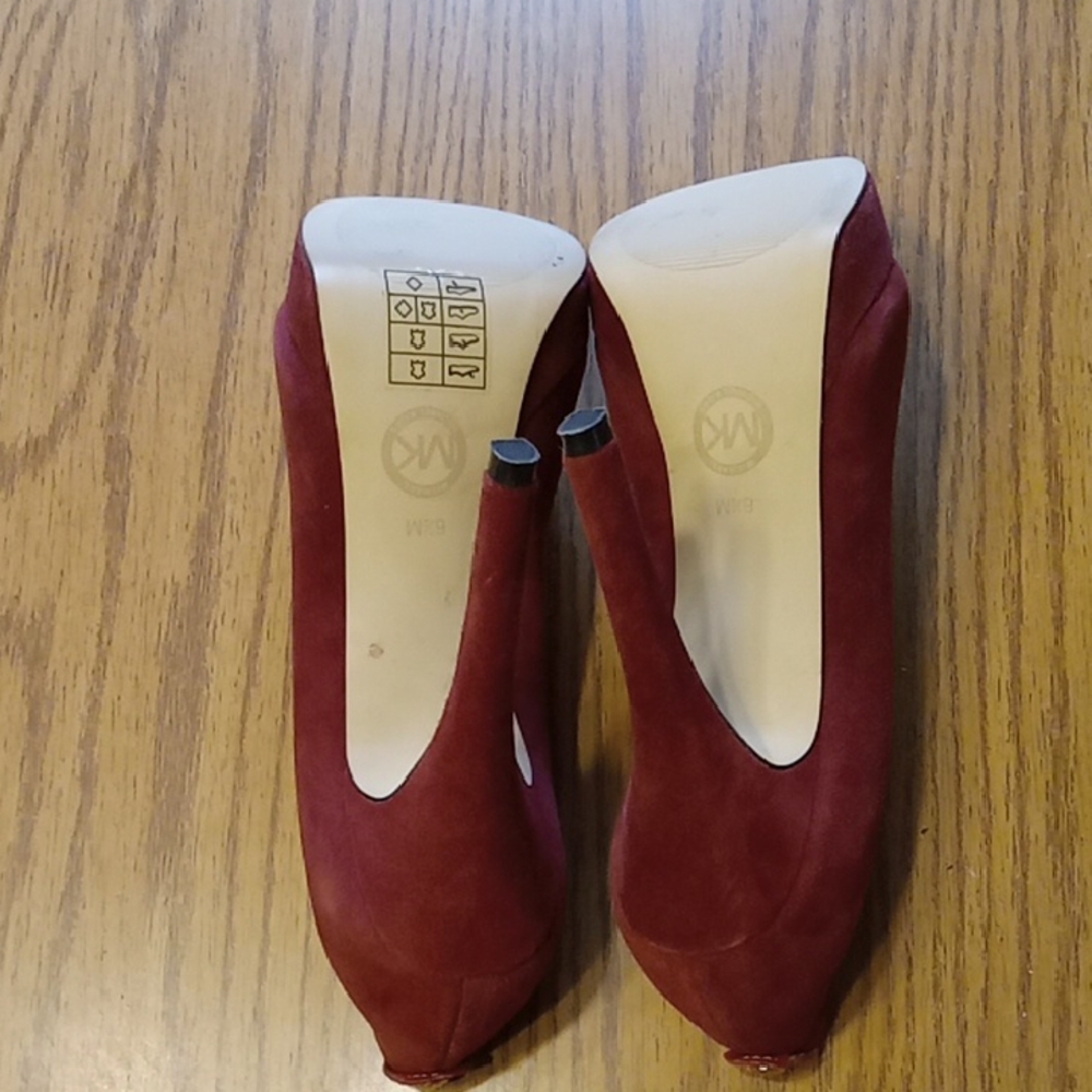 MICHAEL Michael Kors Burgundy Heels - Picture 5 of 10